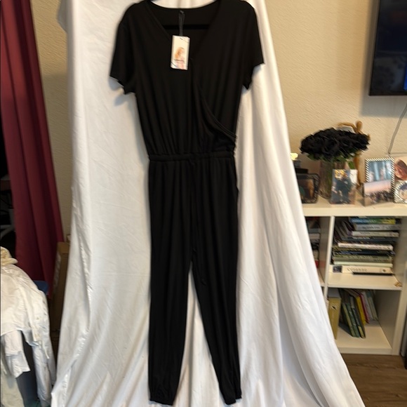 PRETTYGARDEN deep V neck, short sleeve wrap jumpsuit - Picture 6 of 13